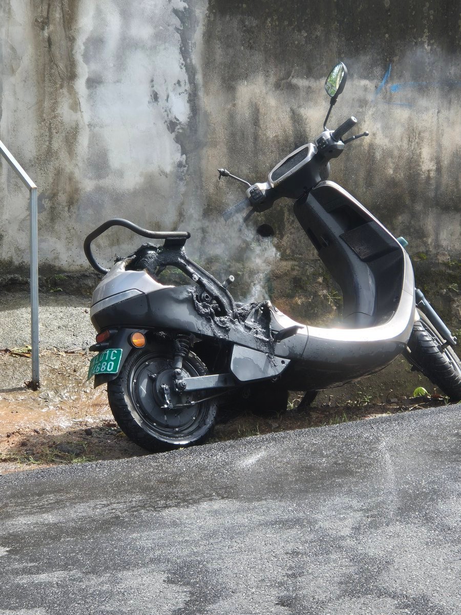 Ola scooter caught fire in tiruvananthapuram